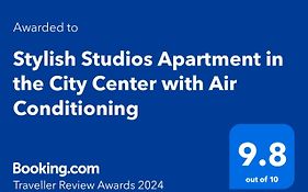 Stylish Studios Apartment In The City Center With Air Conditioning